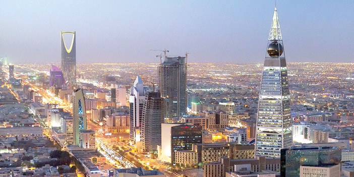 تقرير اقتصادي: توقعات متفائلة بنمو الاقتصاد السعودي 3.2% في 2021 