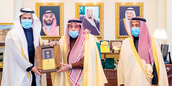  من تكريم سموه للدكتور الشايع