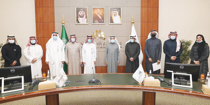  جانب من توقيع الاتفاقية