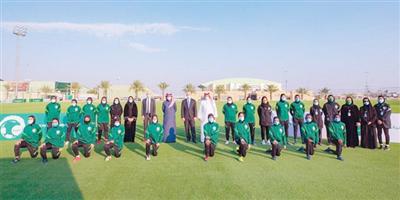 «فيفا» يشيد بتطوير كرة القدم النسائية بالمملكة 