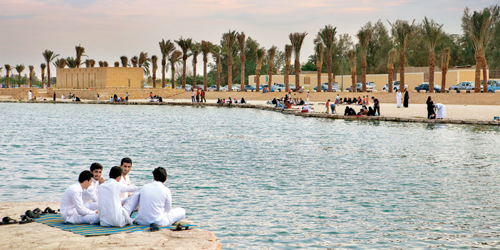 تباري بها شقيقاتها المدن الساحلية.. في موسم شتاء السعودية: 