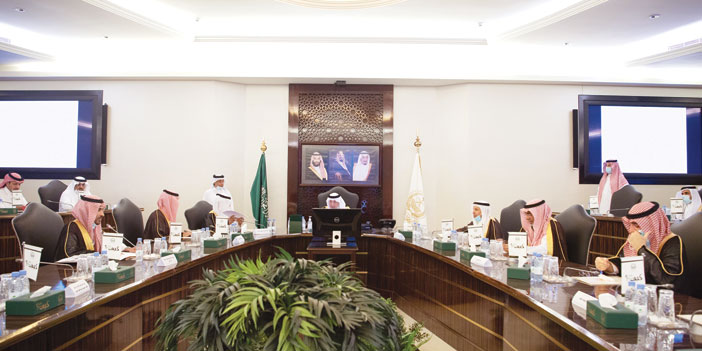  سموه خلال الاجتماع