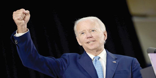 بايدن يبدأ رئاسته بتصحيح قرارات ترامب 