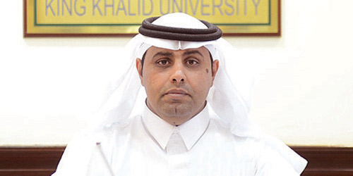 Ø§Ù„Ù‚Ø±Ù†ÙŠ ÙˆÙƒÙŠÙ„Ø§ Ù„Ø¬Ø§Ù…Ø¹Ø© Ø§Ù„Ù…Ù„Ùƒ Ø®Ø§Ù„Ø¯ Ù„Ù„Ø¯Ø±Ø§Ø³Ø§Øª Ø§Ù„Ø¹Ù„ÙŠØ§ ÙˆØ§Ù„Ø¨Ø­Ø« Ø§Ù„Ø¹Ù„Ù…ÙŠ