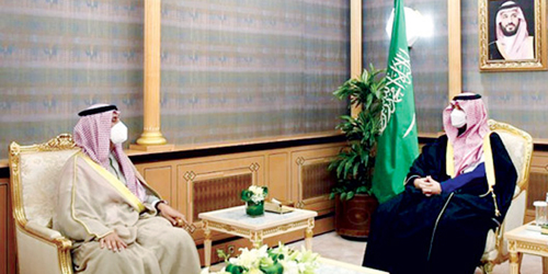 الأمير تركي بن محمد استعرض مع سفير الكويت تعزيز العلاقات 