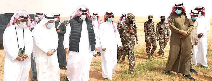 الأمير تركي بن محمد خلال تفقده المحمية