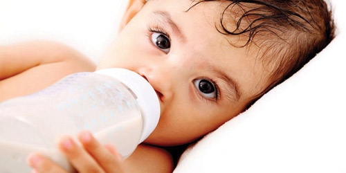 تغذية الأطفال بعد الولادة 