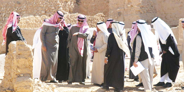  من بدايات عمل اللجنة