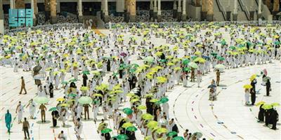 فرع (الشؤون الإسلامية) بمكة المكرمة توزع 11520 مظلة شمسية ضمن مبادرة «ظل ووقاية» 