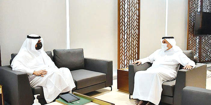 د. الربيعة بحث مع الدوسري المشاريع الإنسانية السعودية في بوركينا فاسو 