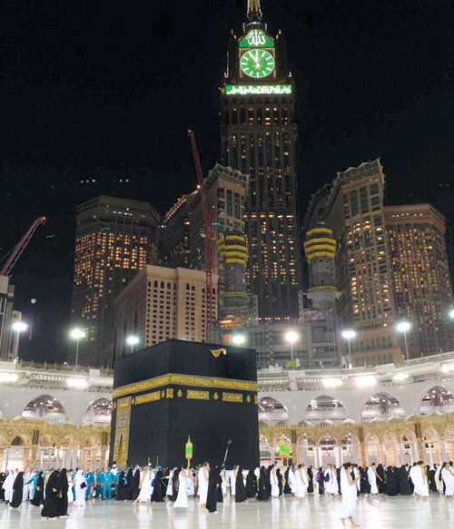 تفويج 3 ملايين معتمر ومصل بالمسجد الحرام 