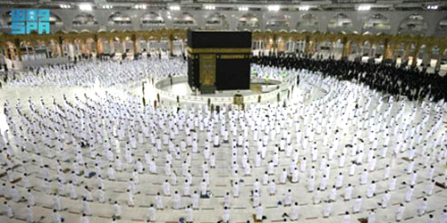 الحج هذا العام وفق المعايير الصحية في بيئة آمنة 