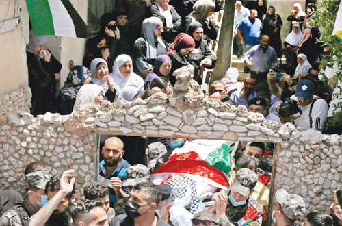 مقتل فلسطيني وإصابة 3 جنوب الخليل 