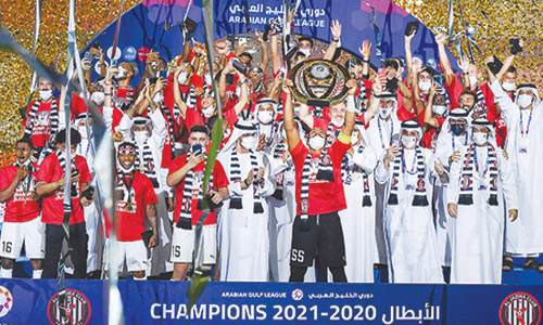  لقطة لتتويج نادي الجزيرة