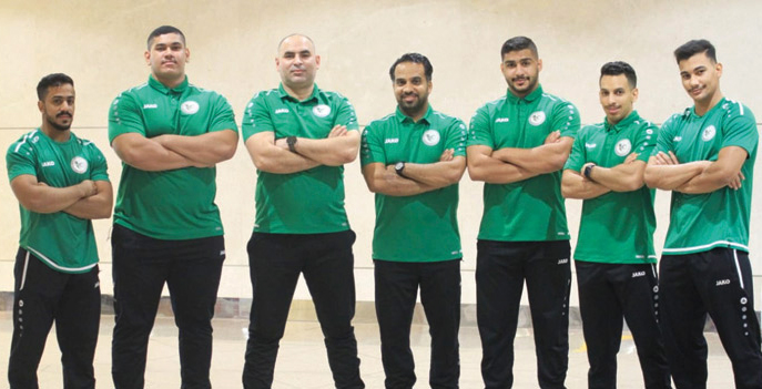  شباب أخضر الأثقال