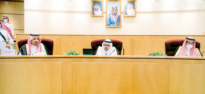  أمير القصيم مترئساً أمس جلستي مجلس المنطقة