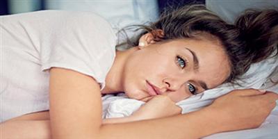 حيلة بسيطة يمكن أن تساعدك في تهدئة عقلك قبل النوم 