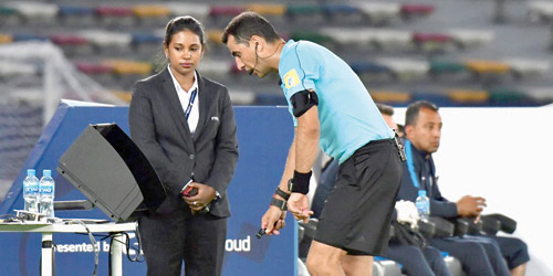 الاتحاد الآسيوي يعلن: تطبيق حكم الفيديو (VAR) في التصفيات الآسيوية لكأس العالم 2022 