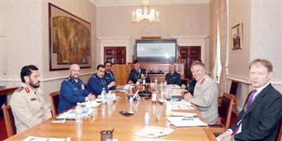 الفريق الرويلي استعرض مع رئيس أركان الدفاع البريطاني العلاقات الاستراتيجية 
