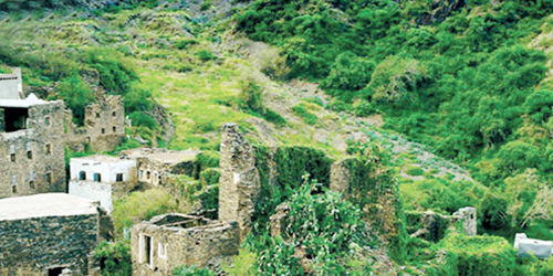 صيف عسير.. يجمع الطبيعة والأصالة والتراث 