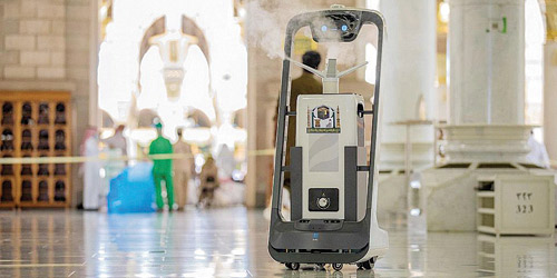  روبوتات لتعقيم أروقة المسجد النبوي