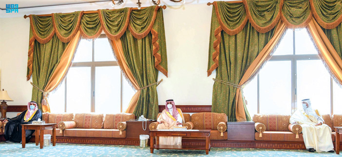 خلال لقائه أهالي المحافظة 