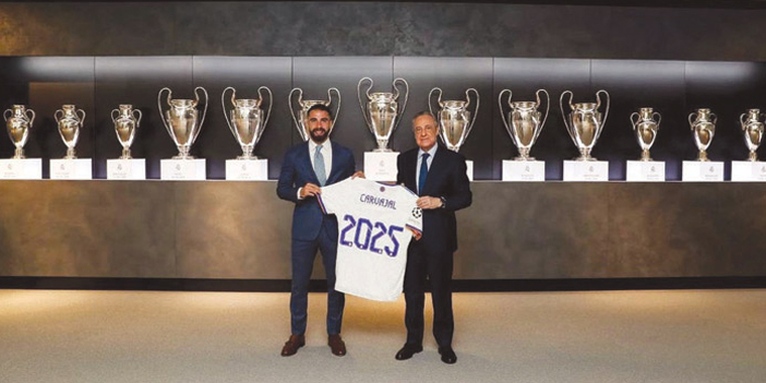  كارفاخال وبيريز رئيس النادي