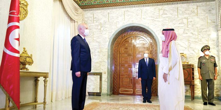  الرئيس التونسي خلال استقباله وزير الخارجية