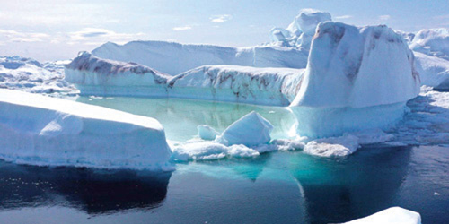 موجة قيظ تتسبب بذوبان شديد للصفيحة الجليدية في غرينلاند 