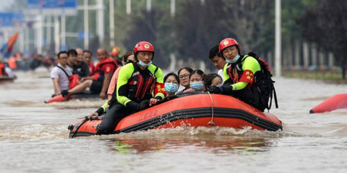ارتفاع حصيلة ضحايا الفيضانات في وسط الصين إلى أكثر من 300 قتيل 
