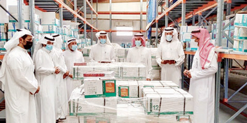  يتابع ترحيل الكتب الدراسية