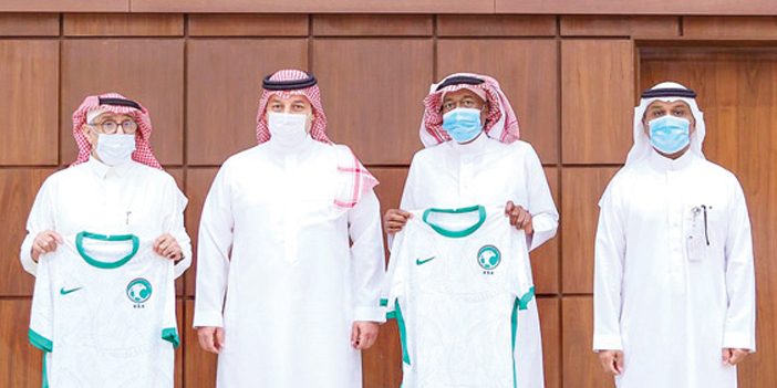 71 مدربًا بينهم 19 في المنتخبات الوطنية و52 في الأندية 