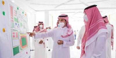 نائب أمير حائل يتفقد مشروع تطوير ملعب مدينة الأمير عبدالعزيز بن مساعد الرياضية 
