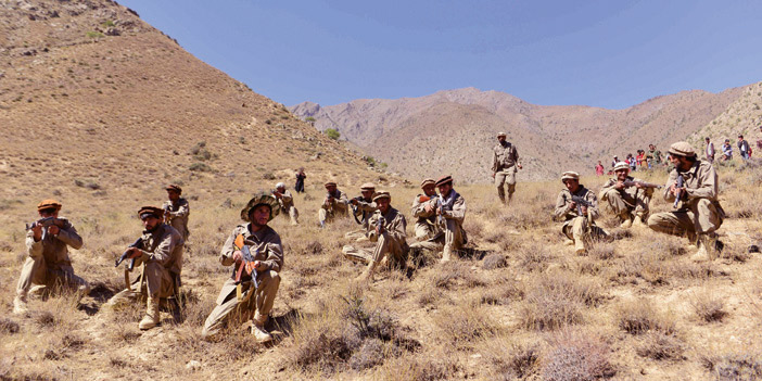  عناصر من طالبان بعد سيطرتهم على وادي بانشير