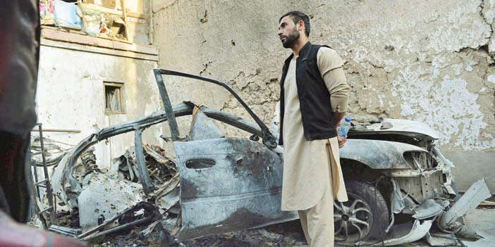  آثار الانفجار الذي استهدف عربة لطالبان