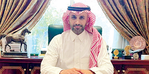  عبدالعزيز بن سعود المقبل