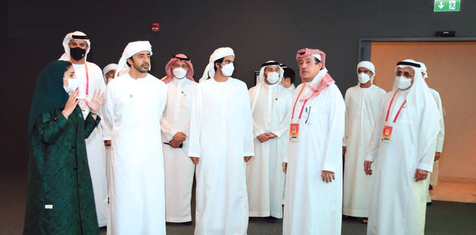 وزير خارجية الإمارات يزور الجناح السعودي في معرض إكسبو 