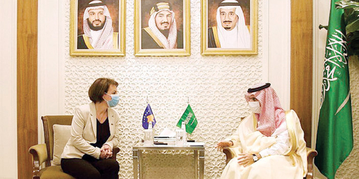 الأمير فيصل بن فرحان بحث مع وزيرة خارجية كوسوفو التطورات الإقليمية والدولية 