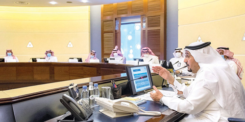  سمو أمير القصيم مترئساً الاجتماع