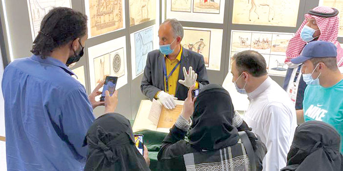  عرض للنسخة العلمية لمخطوطة جفوسكي بمعرض الرياض الدولي 2021