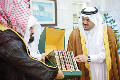 أمير منطقة الرياض بالنيابة يستقبل الشيخ السديس 