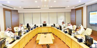 لجنة النقل بغرفة الرياض تبحث العقد الموحد ورخص ورش الصيانة 