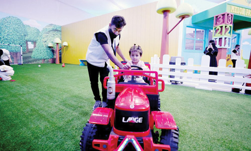 «الرياض ونتروندرلاند».. أكاديمية لتعليم الأطفال المهارات بالترفيه 