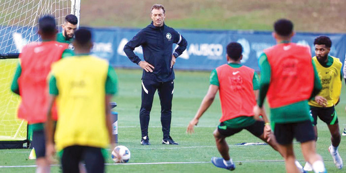  من تدريب المنتخب