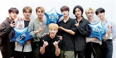 حفل لفرقة «ستراي كيدز» و«تشونغ ها» 