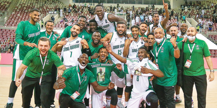 أخضر السلة يعلن القائمة النهائية قبل خوض تصفيات كأس العالم 