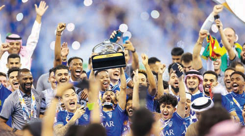  من تتويج الهلال