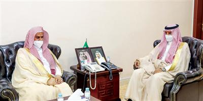 محافظ الزلفي يلتقي مدير عام فرع وزارة الشؤون الإسلامية بالرياض 