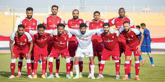  فريق العربي