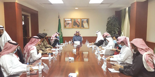  محافظ المجمعة يرأس الاجتماع